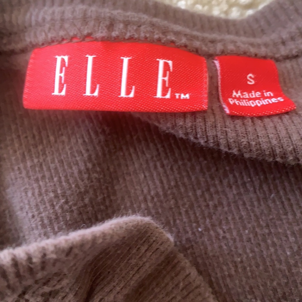 Elle Brown Ribbed Tank - Picture 3 of 3